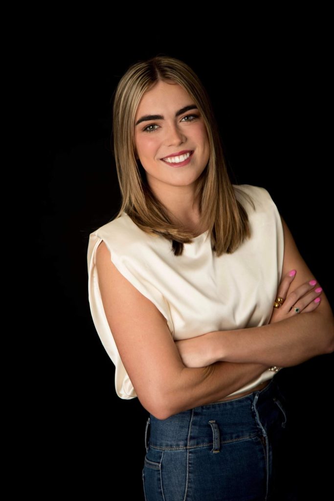 Claire Parker Headshot